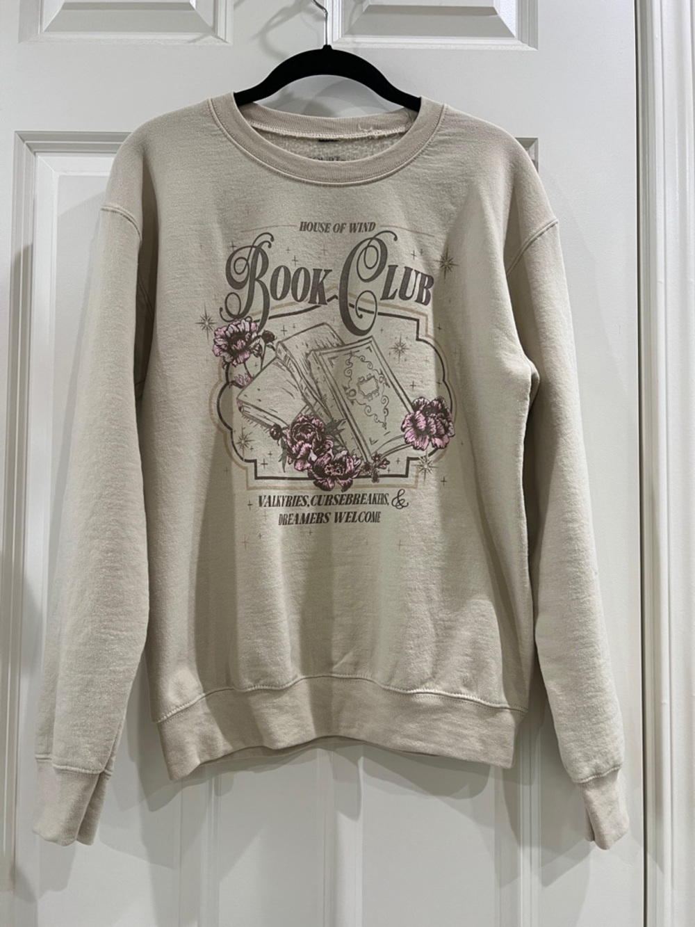 A Court of Thorns and Roses “House of Wind Book Club” Sweatshirt Beige Size S